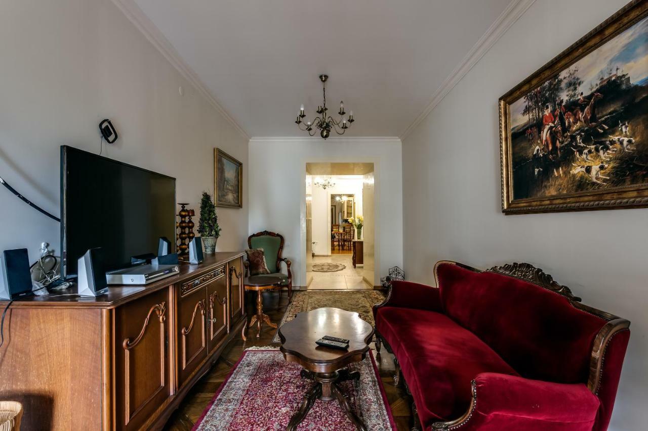 Apartment On Rynok Square Lviv Exterior photo